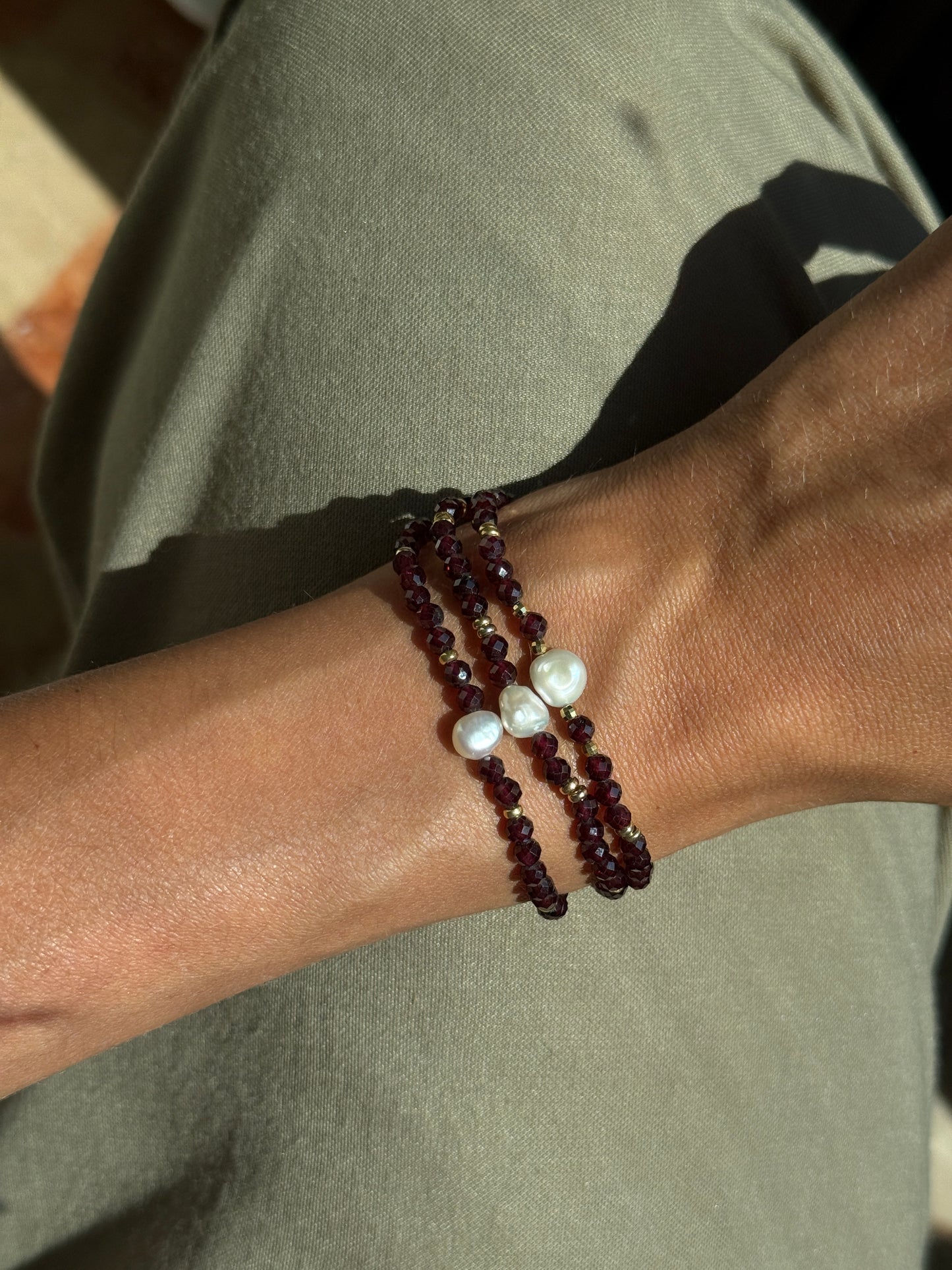 Bracciale Granato e Perla