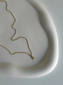 Collana a pallini con iniziale