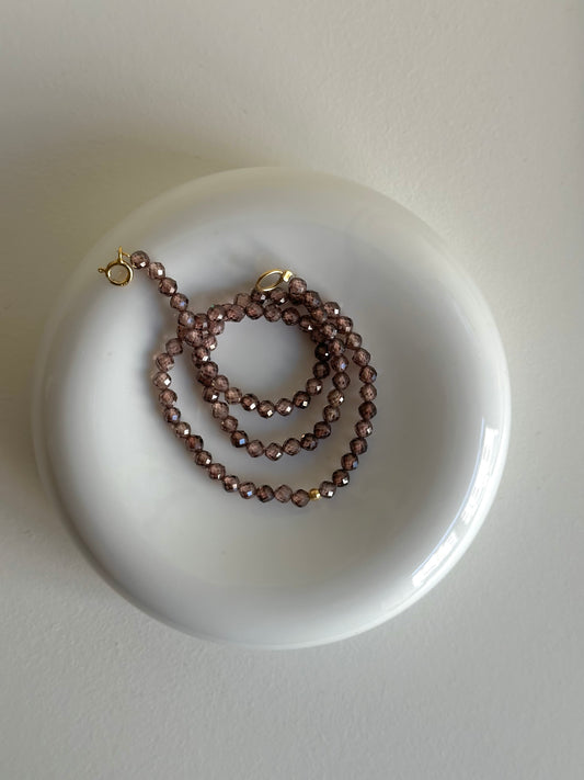 MAUVE NECKLACE