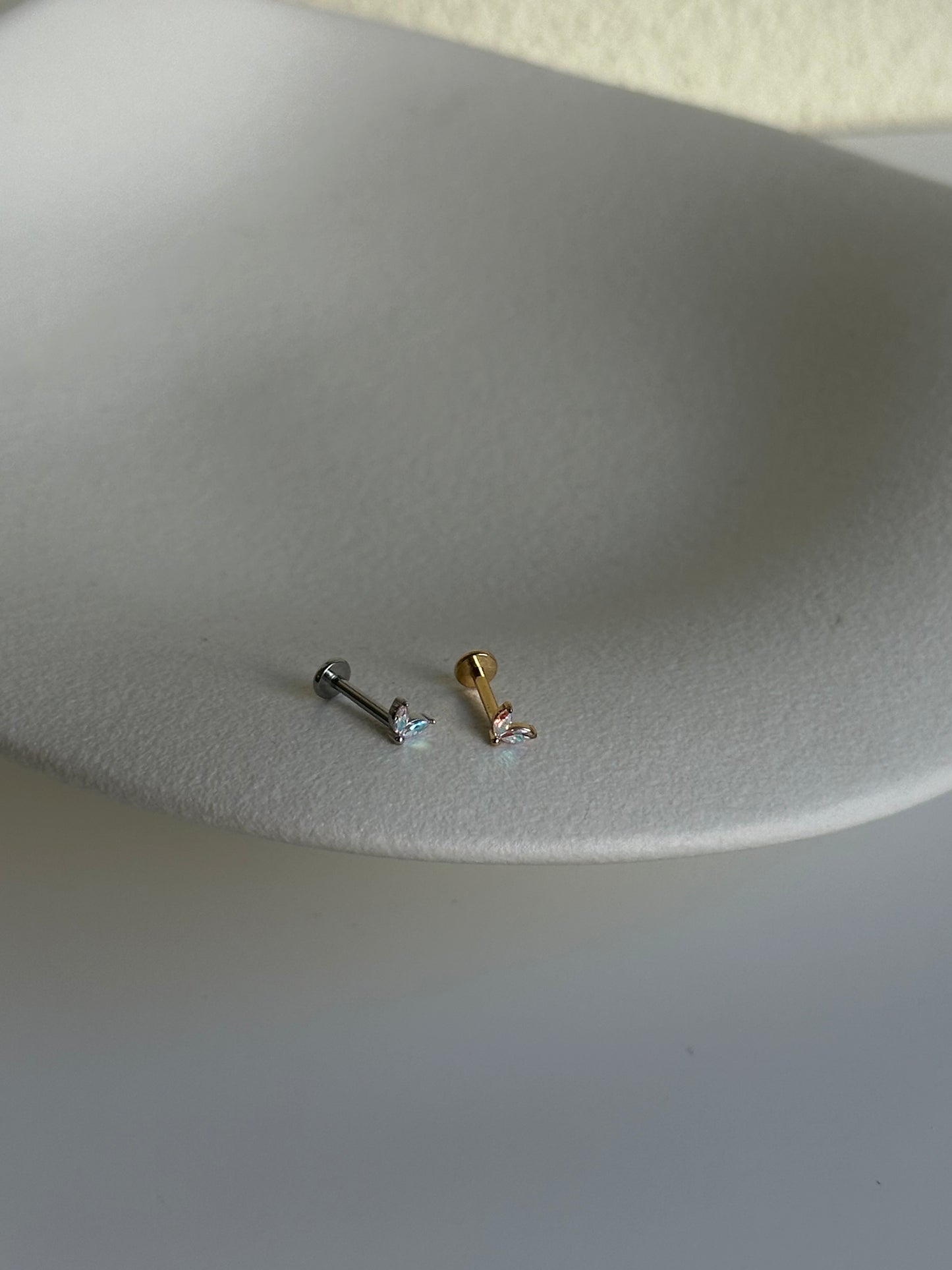 Piercing labret libellula