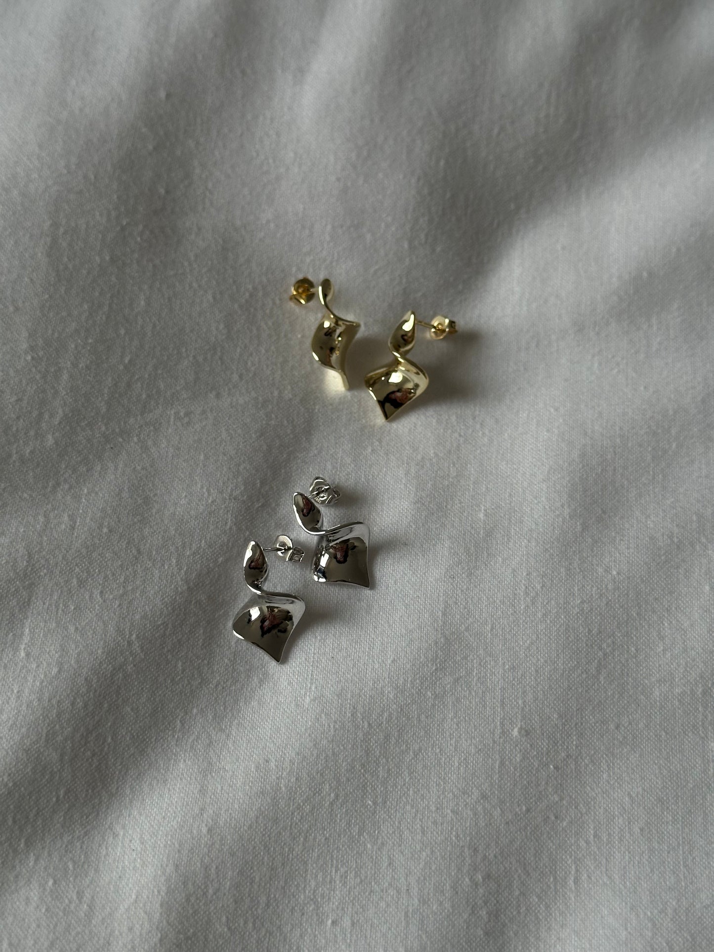 TWISTED earrings