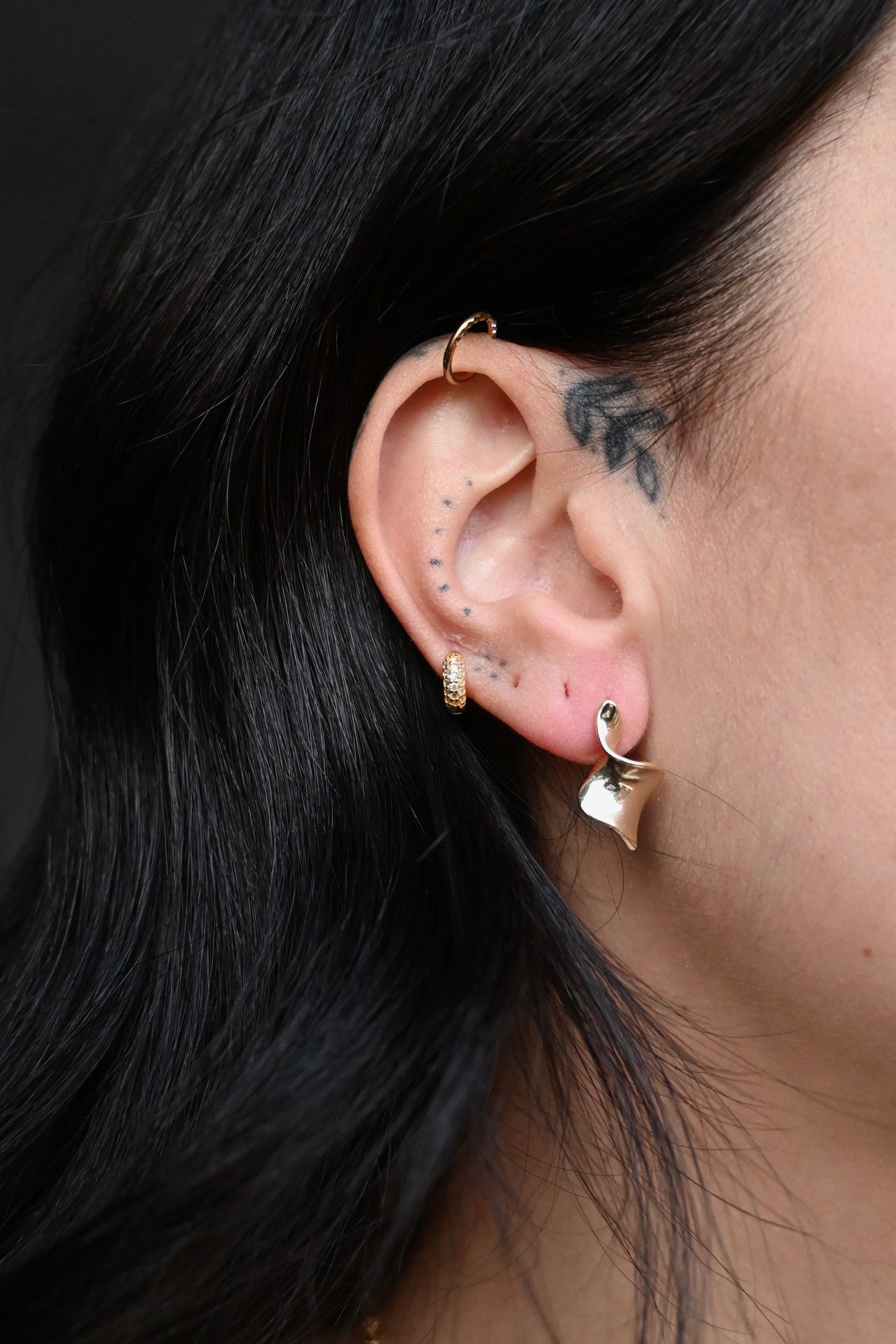 TWISTED earrings